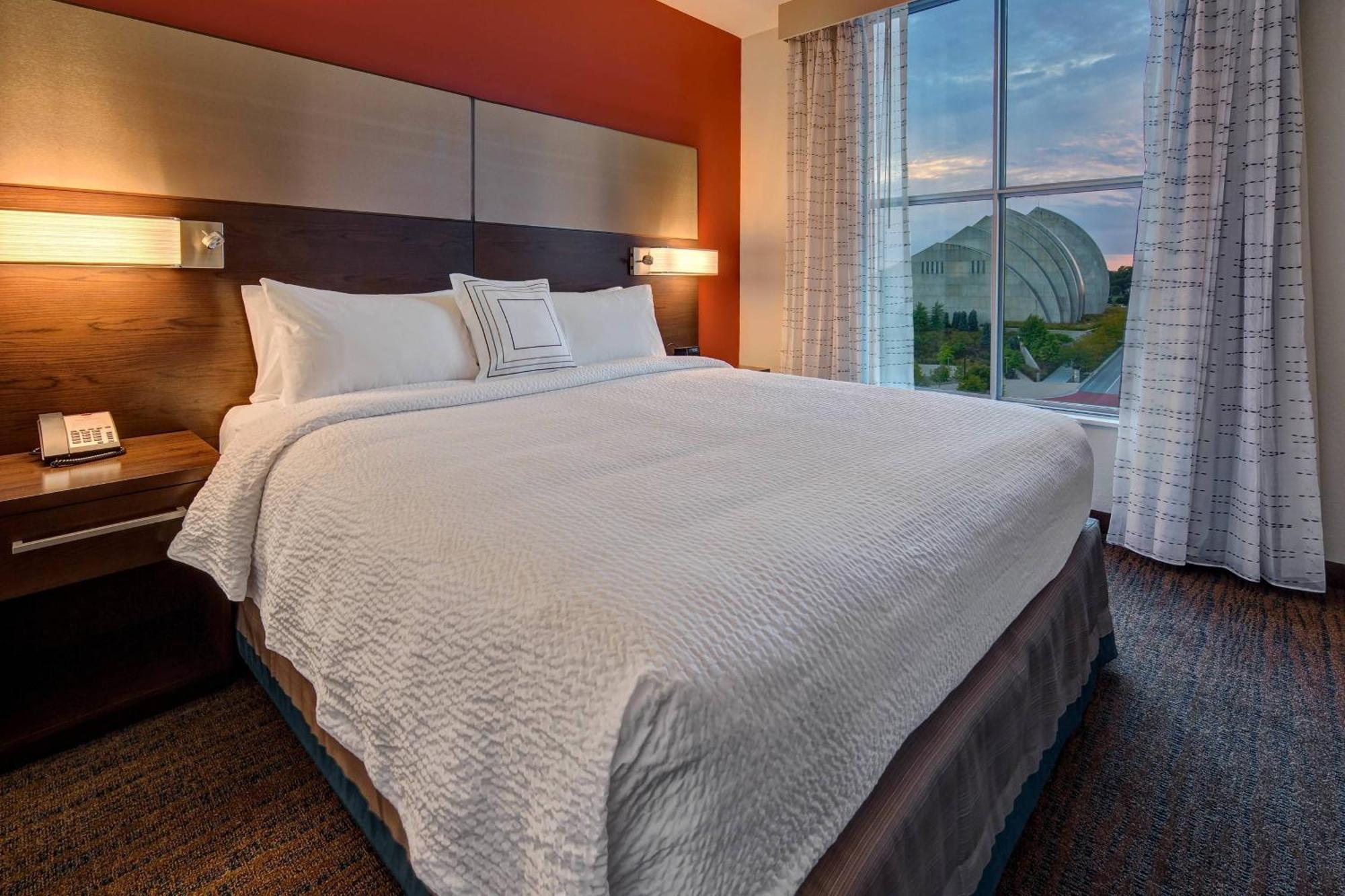 Residence Inn By Marriott Kansas City Downtown/Convention Center Exterior photo