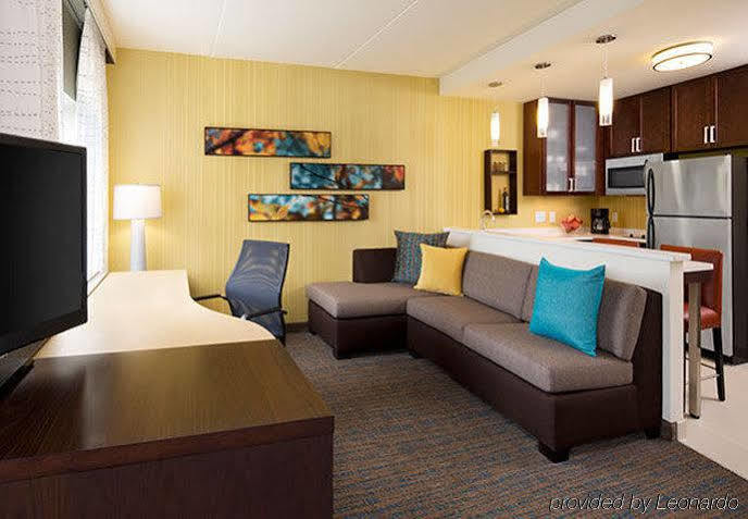 Residence Inn By Marriott Kansas City Downtown/Convention Center Exterior photo